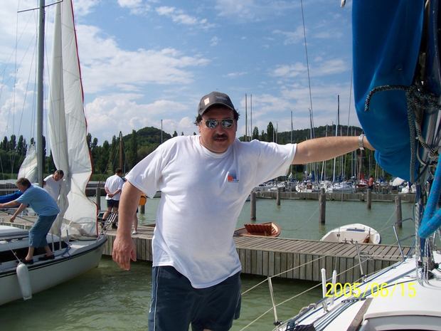 Molnar Csaba hajon.jpg